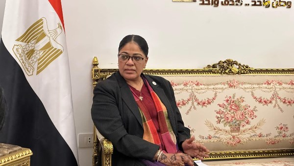  الدكتورة آمنة فزاع