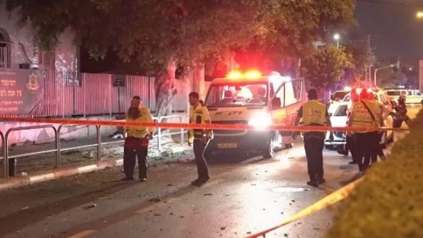 قنبلة مغلّفة بعلم إسرائيل تثير استنفارًا أمنيًا في جنوب تل أبيب