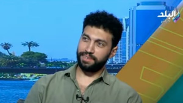 الشاعر الغنائي عمرو المصري
