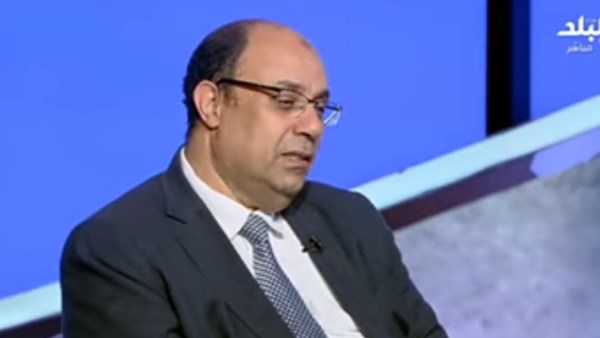 لا يليق بتاريخه.. الناقد محمود صبري ينتقد انسحاب الأهلي من لقاء الزمالك