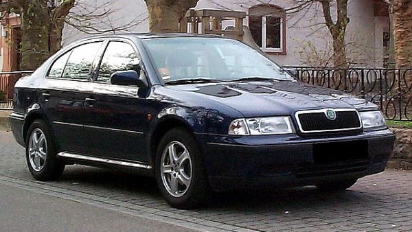 سكودا أوكتافيا موديل 1999