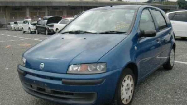 فيات بونتو هاتشباك بـ 150 ألف جنيه