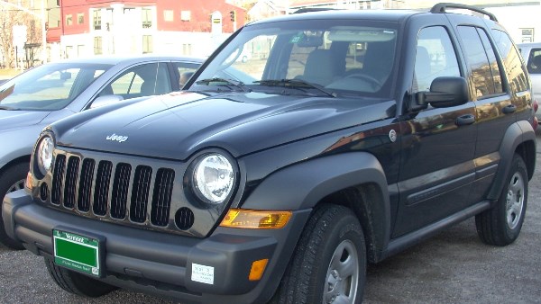 جيب ليبرتى موديل 2005