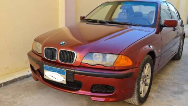 بي ام دبليو 318 موديل 2000