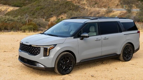 سعر كيا كرنفال 2026 الـ suv في السعودية | كل الفئات