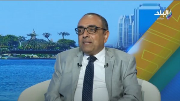 الدكتور هشام فاروق