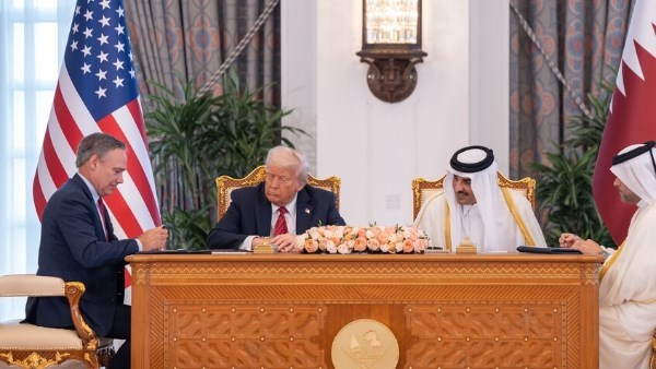 ترامب وأمير قطر