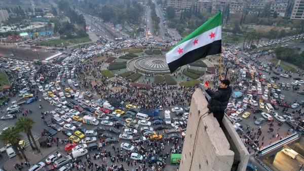 رفع العقوبات الأوروبية عن سوريا.. بوابة للتغيير والتحديات