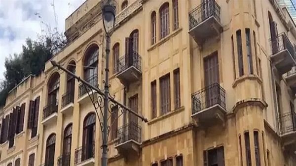 450 ألف وحدة مغلقة 