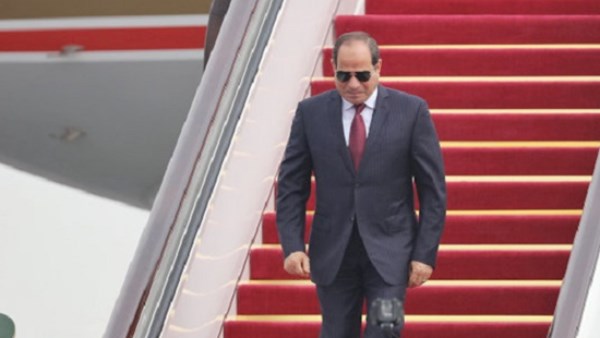 الرئيس السيسي يحضر قمة بغداد 