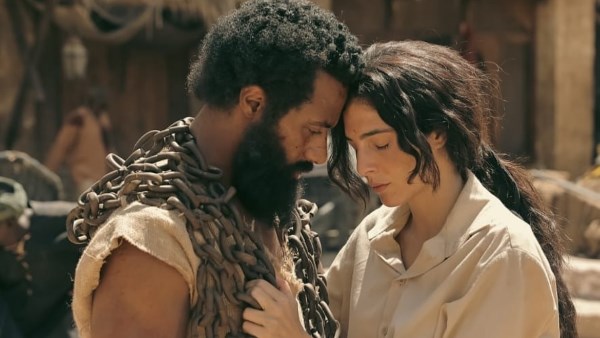 قبل عرضه.. رزان جمال تكشف تفاصيل دورها في فيلم أسد| خاص