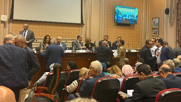 انطلاق اجتماع مناقشة مشروع قانون الايجار القديم بحضور عدد من الوزراء