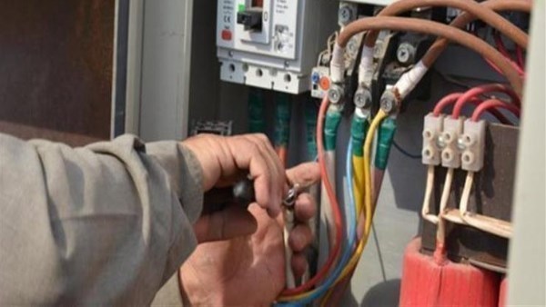 الحبس سنتين وغرامة 2 مليون جنيه عقوبة سرقة الكهرباء في هذه الحالة