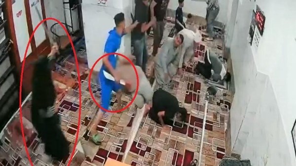 مشاجرة بالسلاح في مسجد بالسلام
