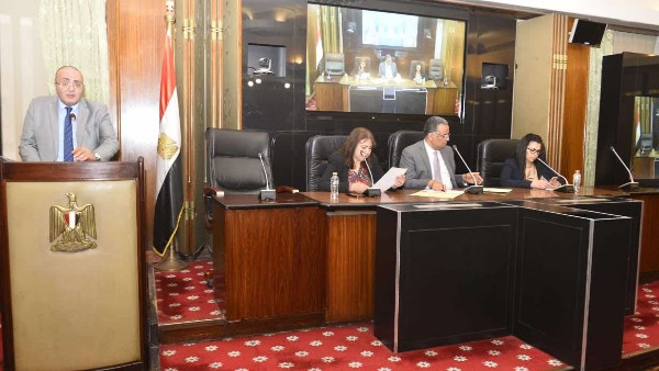 اجتماع لجنة الثقافة والإعلام والسياحة والآثار بمجلس الشيوخ