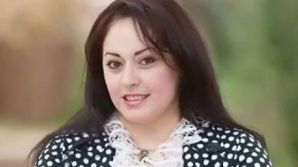 الفنانة هند عاكف