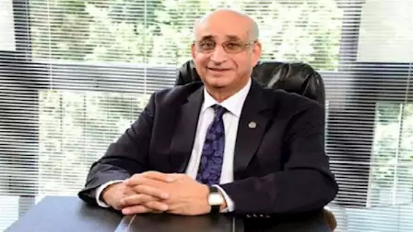 النائب حسانين توفيق، عضو لجنة التعليم والبحث العلمي والاتصالات وتكنولوجيا المعلومات بمجلس الشيوخ