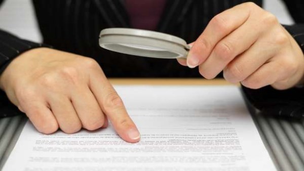 زوروا محررات رسمية بالغربية .. تشكيل عصابي يواجه هذه العقوبة طبقا للقانون