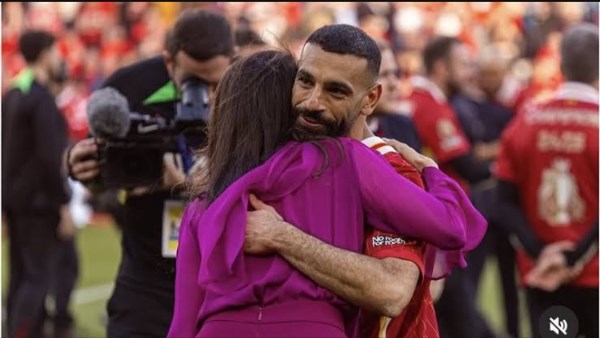 بعد صورتها مع محمد صلاح.. 7 معلومات عن ليندا بيتزوتي زوجة مالك ليفربول