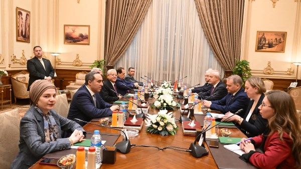 رئيس مجلس النواب يؤكد تمسك مصر بثوابت علاقات الشراكة الاستراتيجية مع بيلاروسيا