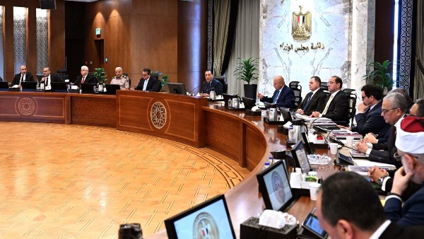 وزير التربية والتعليم يعرض التحديات التي تواجه العملية التعليمية وما تم اتخاذه من قرارات بشأنها