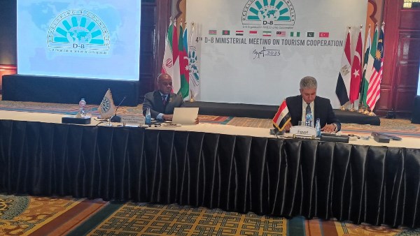 وزير السياحة والآثار من مؤتمر الدول النامية 