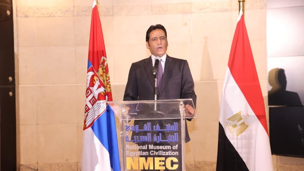 الدكتور الطيب عباس رئيس المتحف القومي للحضارة المصرية 