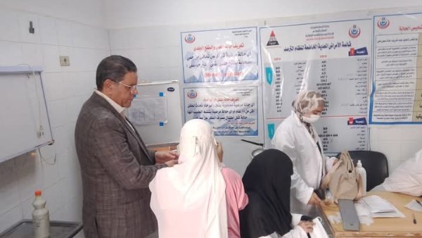 تحويل المتغيبين للتحقيق.. ماذا حدث بجولة وكيل وزارة الصحة بالمنوفية لمستشفى تلا ؟