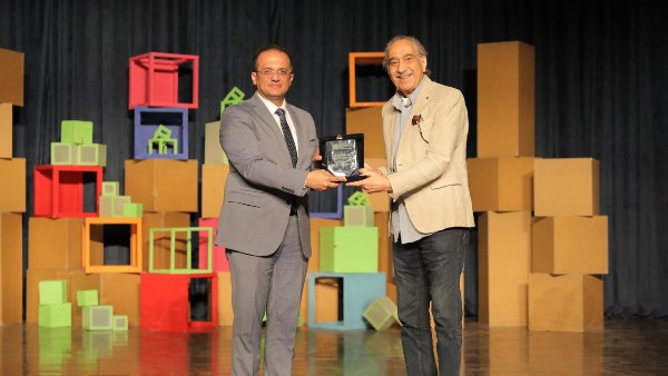 جامعة الجلالة 