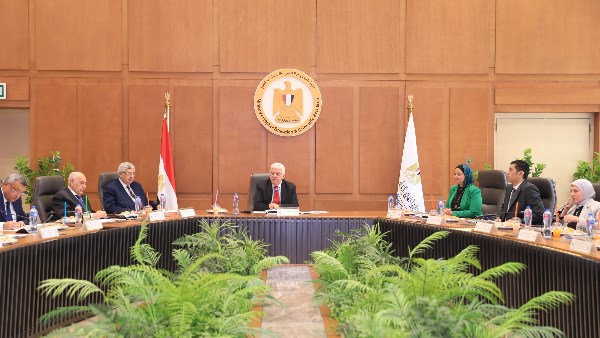 التعليم العالي: تمثيل نسائي متزايد بالمجالس النوعية بأكاديمية البحث العلمي