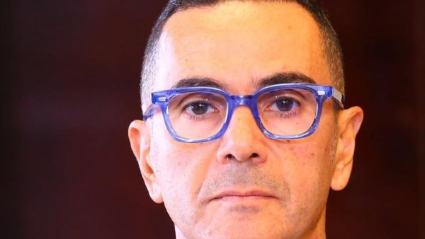 وزير الاستثمار 