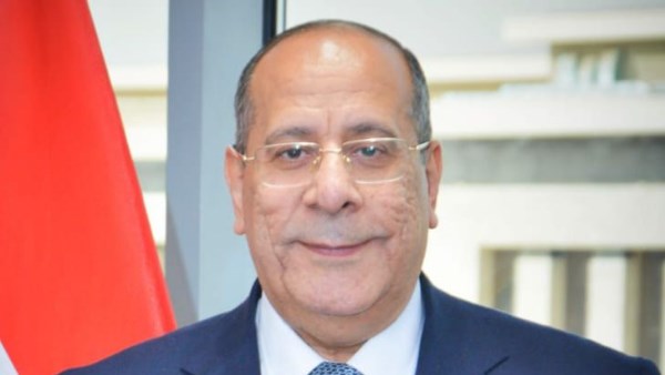 القابضة للصناعات الغذائية 