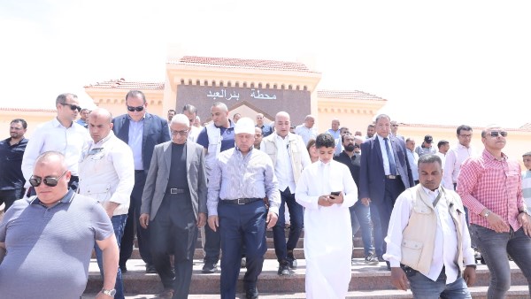 إنشاء خط سكة حديد