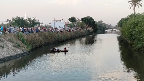 البحث عن جثمان الطفل