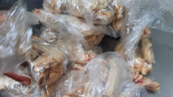 مواد غذائية فاسدة