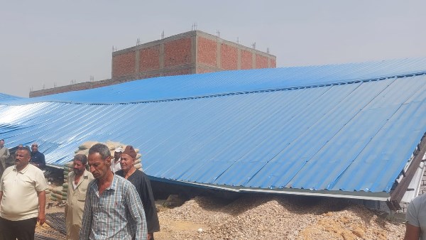 إزالة جمالون مخالف بالكوم الأحمر بمركز أوسيم