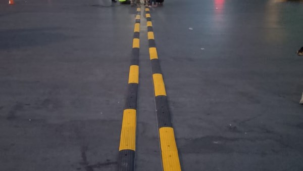 مطبات 
