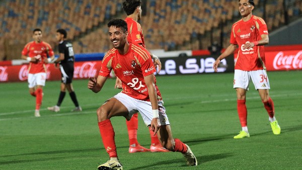حكاية بطل وبطولة.. الأهلي يفوز بالدوري للمرة الثالثة على التوالي والـ 45 في تاريخه