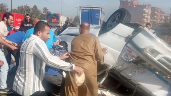 انقلاب ميكروباص في المنوفية 