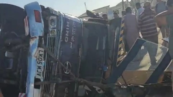 انقلاب سيارة في المنوفية 