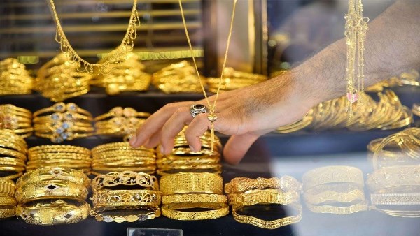 200 جنيه.. قفزة جديدة في سعر الذهب وعيار 21 يفوق التوقعات
