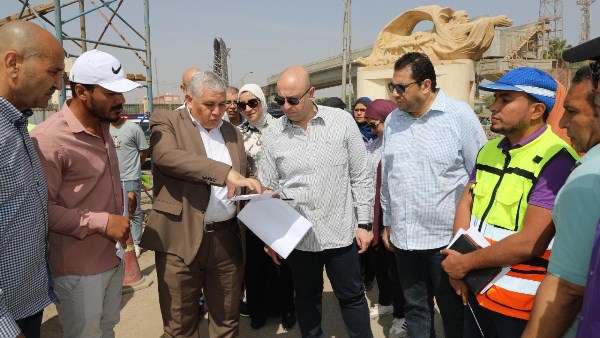 محافظ بني سويف يوجه بسرعة الانتهاء من أعمال نقل خط الغاز