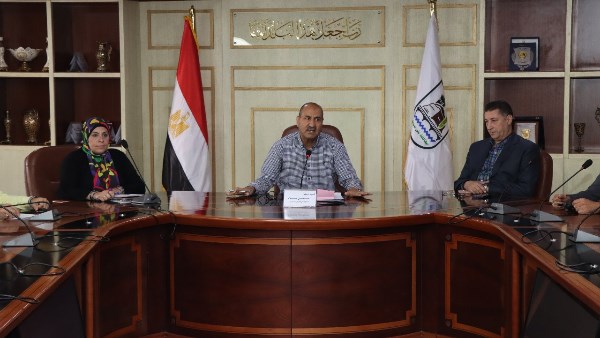 اجتماع موسع لمتابعة ملفات التصالح .. توجيهات مباشرة من محافظ بني سويف