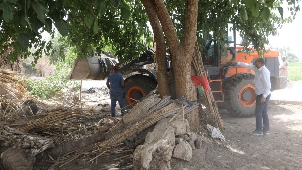 السكرتير العام المساعد ببني سويف يشرف على إزالات 