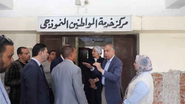 محافظ المنيا خلال الجوله 
