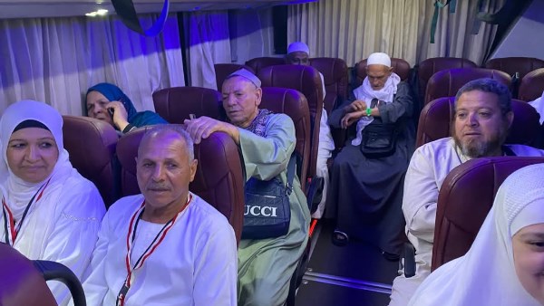 مغادرة الحجاج للأراضي المقدسة 