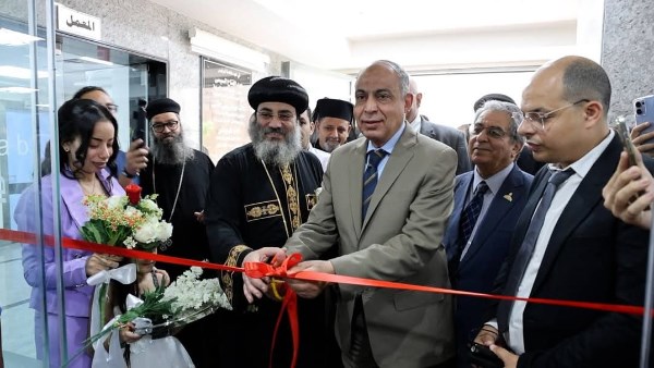 لخدمة أهالي الصعيد.. محافظ المنيا يفتتح مستشفى بأبوقرقاص