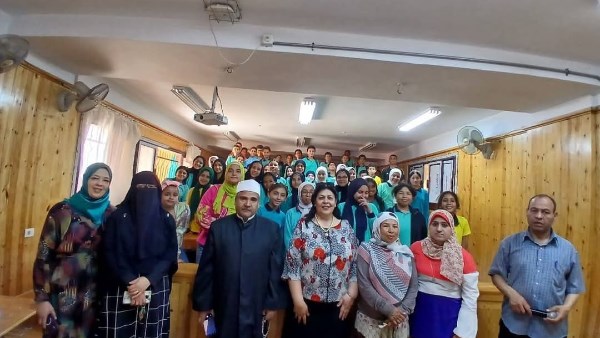 ندوات حوارية لبناء وعي النشء ومواجهة التحديات المجتمعية بالمنيا