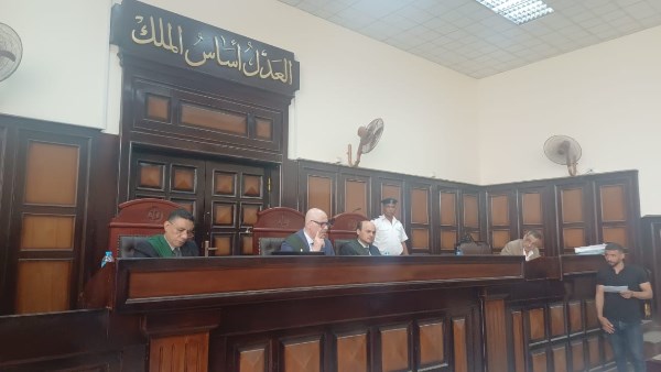 هيئة الدائرة الثامنة بمحكمة جنايات أسيوط ـ صورة أرشيفية
