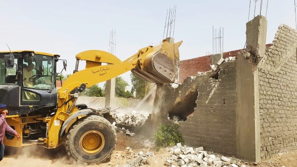 إزالة التعديات بأسيوط 